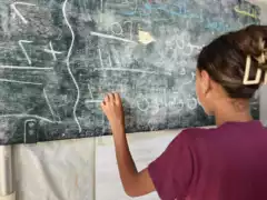 Témoignage d'Abu Amir, le 15 juillet 2026 - Gaza : les écoles soutenues par l’UJFP dessinent une nouvelle étape éducative 28 Abu Amir 15 7 26 aide educative fb47ac35 68a0 4cf6 a181 833ad5bc363c Témoignage d'Abu Amir, le 15 juillet 2026 - Gaza : les écoles soutenues par l’UJFP dessinent une nouvelle étape éducative