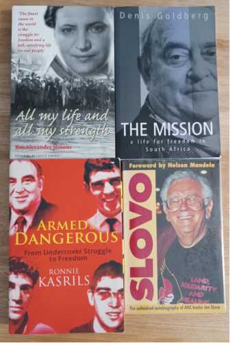 Autobiographies de Ray Alexander Simons Denis Goldberg Ronnie Kasrils et Joe Slovo © Bouna Mbaye Prêcheurs dans le désert – Ces juifs sud-africains qui ont combattu l’apartheid … et le sionisme… – Partie 3