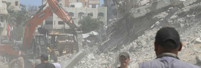 Rapport sur la situation humanitaire à Gaza | 18 septembre 2026 2 Gaza Displaced People Building Collapse Near UNRWA Rapport sur la situation humanitaire à Gaza | 18 septembre 2026
